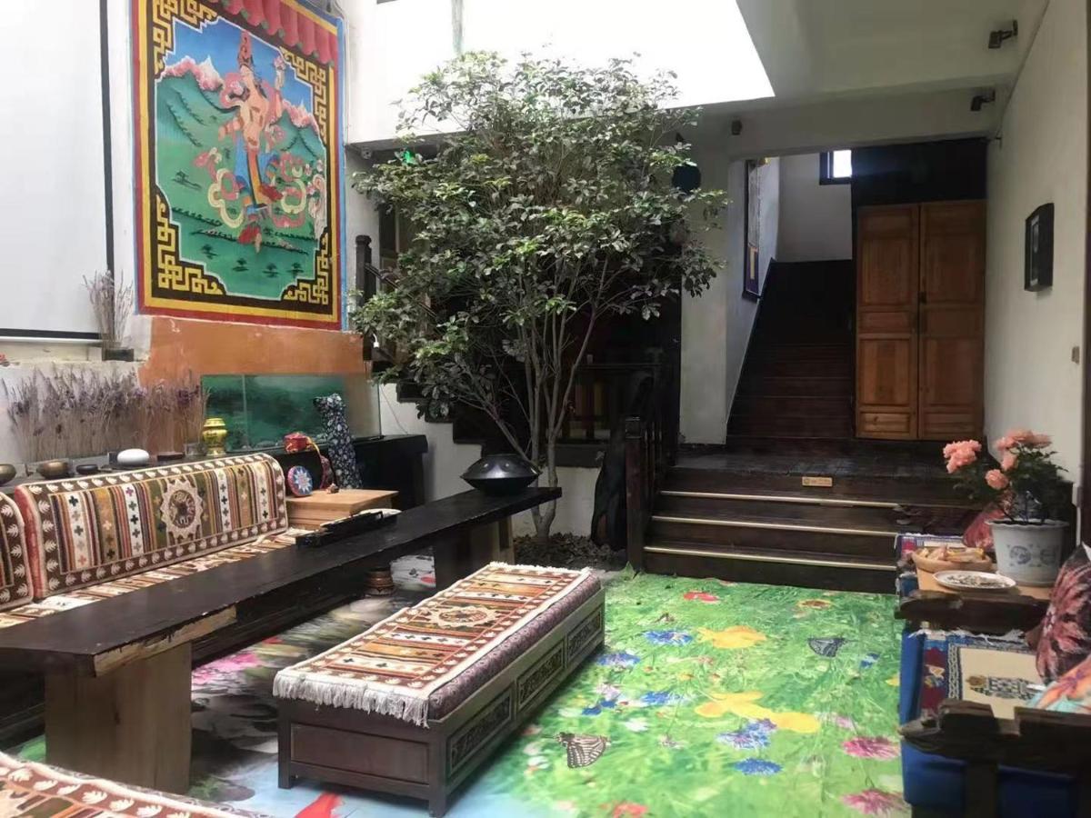 Energy Space Healing Inn Shangri-La Extérieur photo