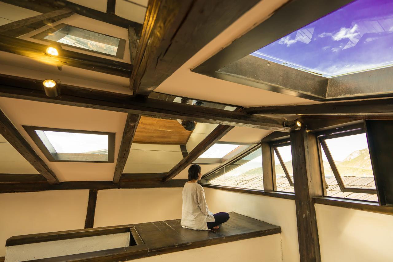 Energy Space Healing Inn Shangri-La Extérieur photo