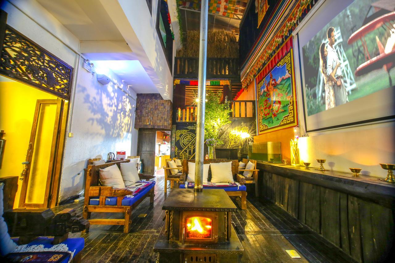 Energy Space Healing Inn Shangri-La Extérieur photo